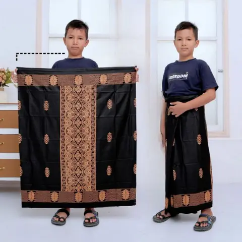 Batik Alfin - Sarung Batik uk anak modern terbaru motif sarwon Hitam Bagus banget free peci putih rajut
